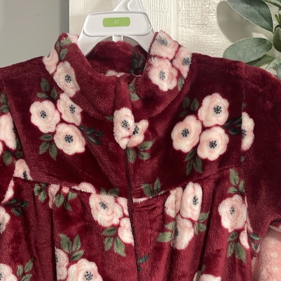 Super soft suggly jammies - Picture 2 of 7